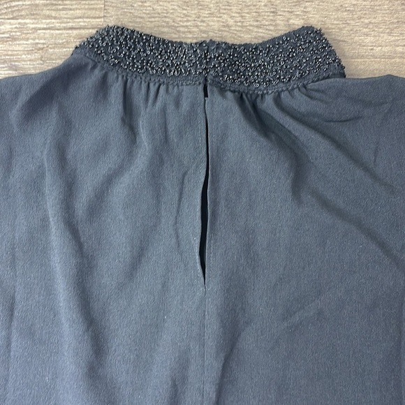 Banana Republic Factory Woman’s Black Embellished Mock Neck Sleeveless Blouse L - Picture 9 of 10